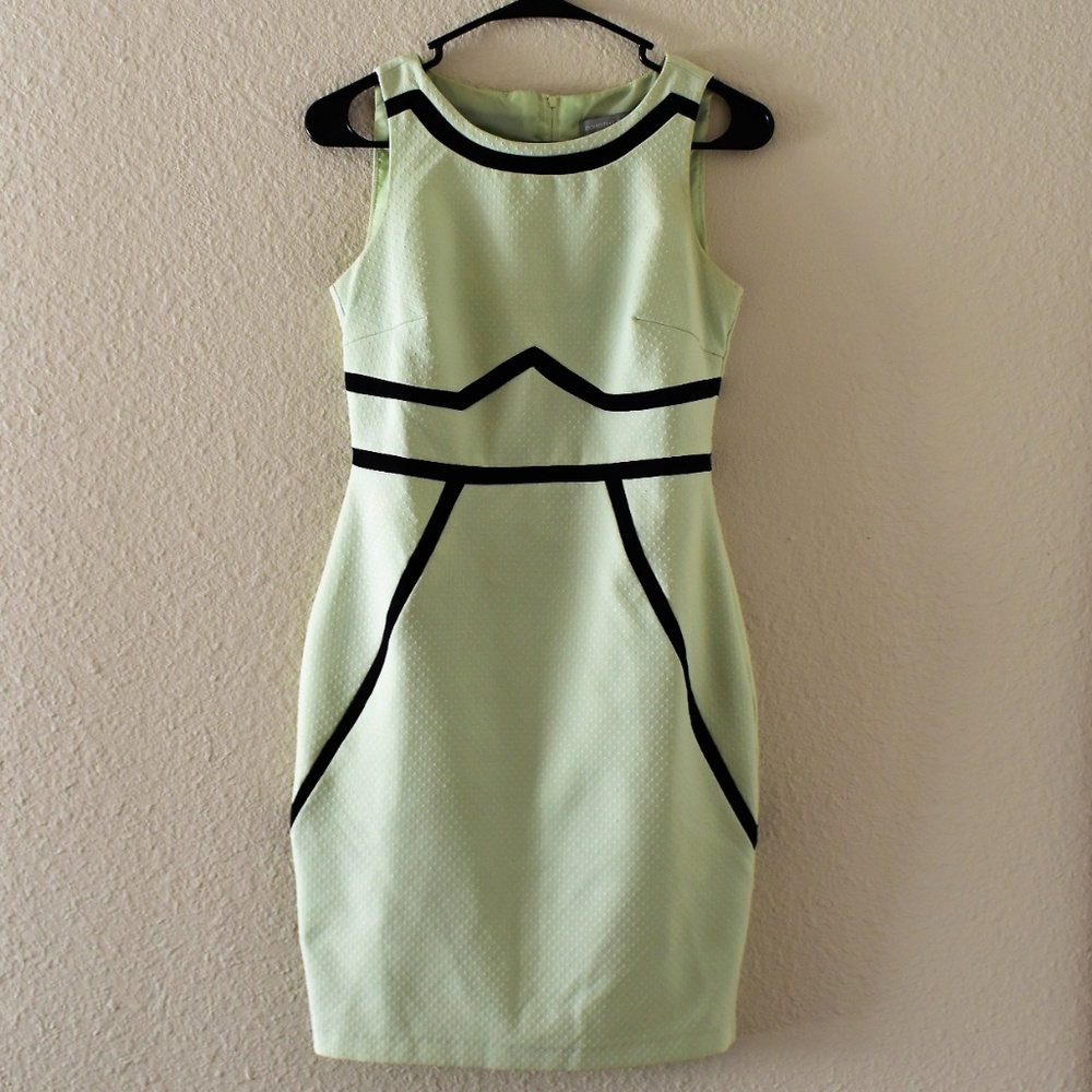 Dorothy Perkins bodycon dress 🎉HP🎉 - Picture 2 of 5